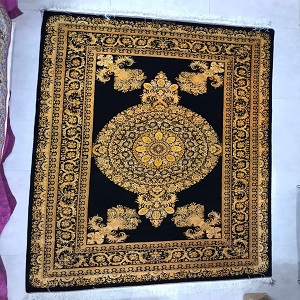 ورساچه مشکی